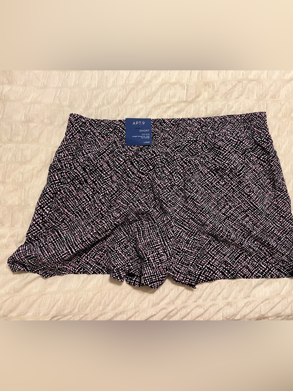 Kohl's Apt. 9 Black Shorts with Pink & White Pattern